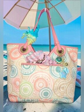 Vintage Coach Signature "The Beach Print" Tote Bag (Style F19184)